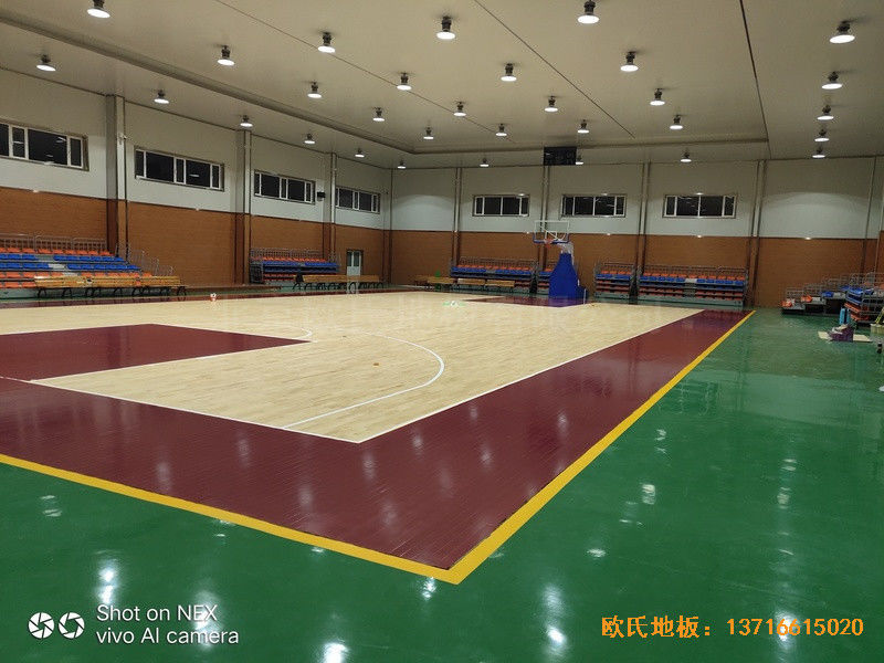 山西陽泉盂縣明鑫加油站籃球館運動木地板鋪裝案例4